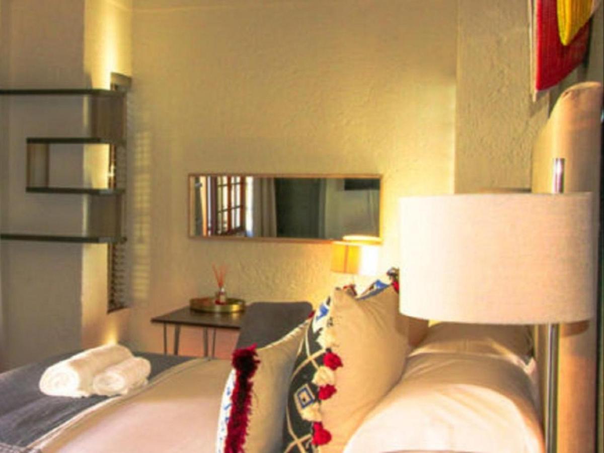 Chez Vincent Hotel Mbombela Bagian luar foto
