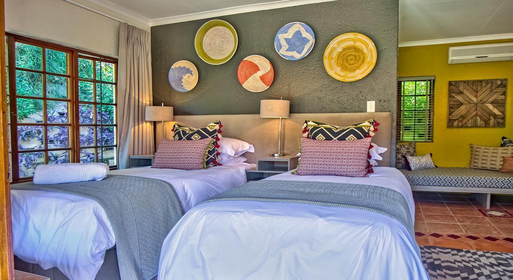 Chez Vincent Hotel Mbombela Bagian luar foto