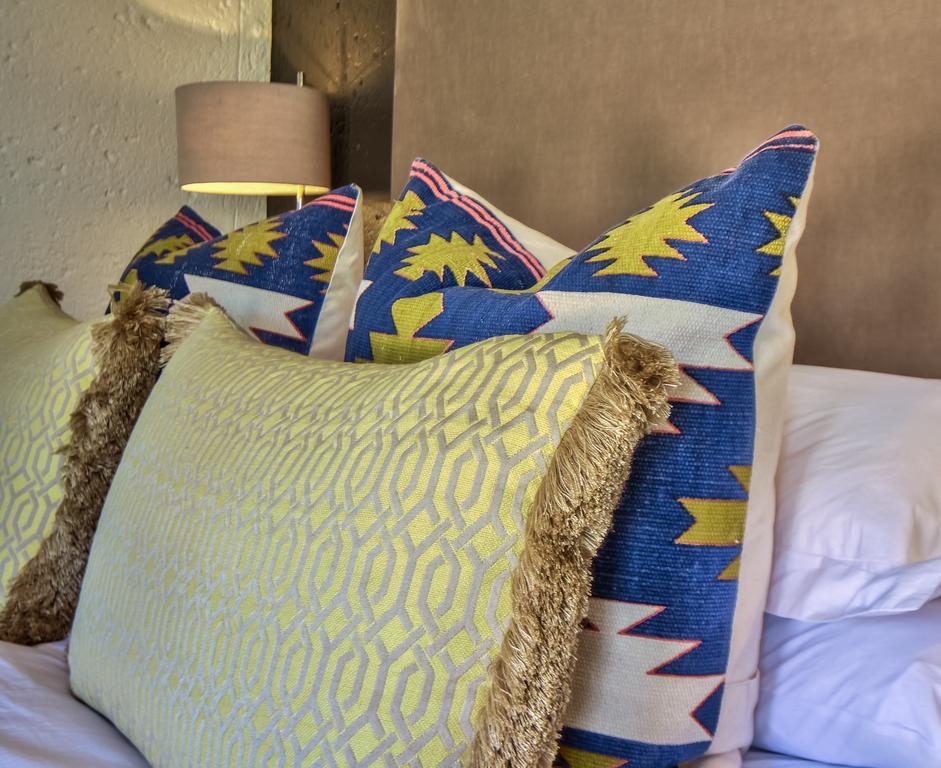 Chez Vincent Hotel Mbombela Bagian luar foto
